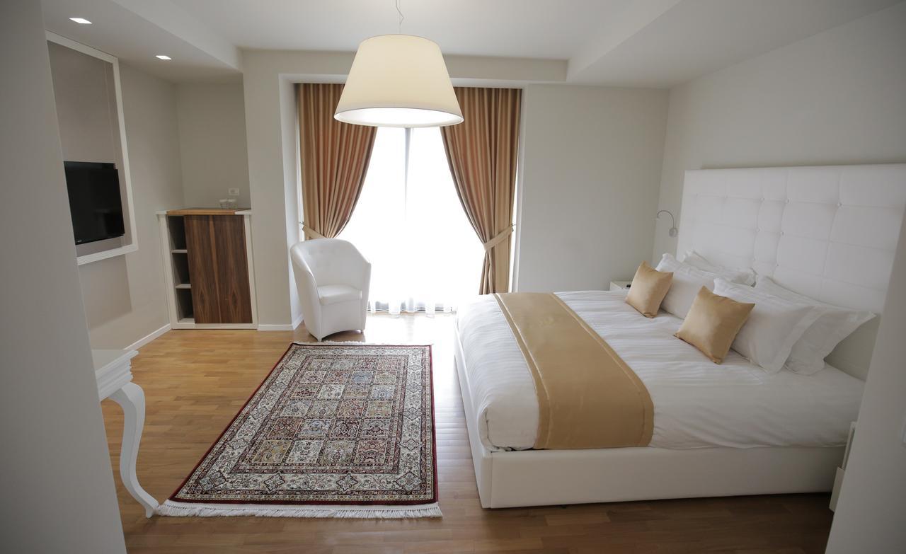Hotel Bulqiza Bulqize Extérieur photo